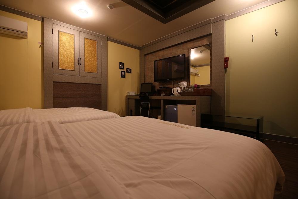 Hera Motel Daejeon Extérieur photo