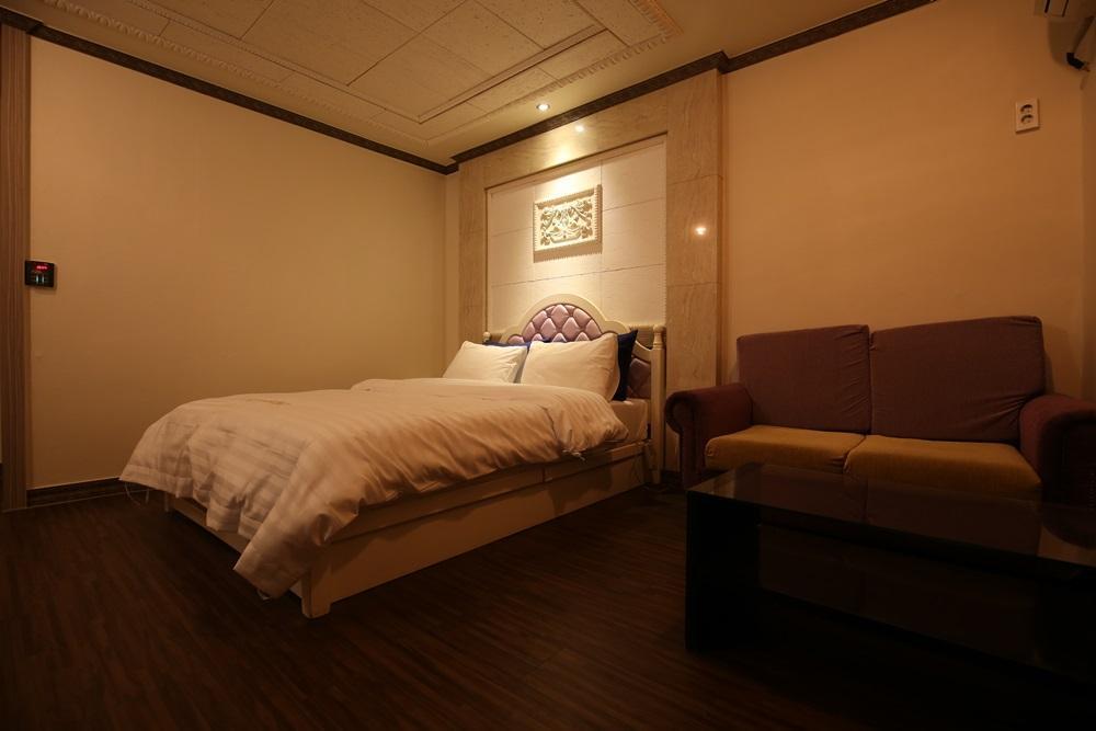 Hera Motel Daejeon Extérieur photo